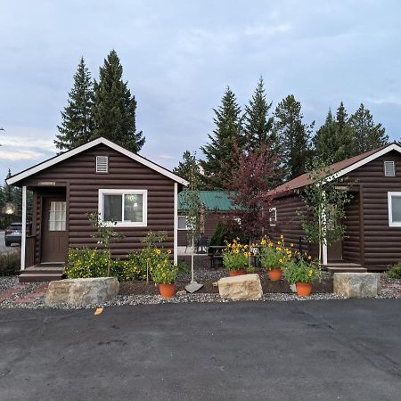 9 Bar W Cabins Вест-Йеллоустоун Екстер'єр фото