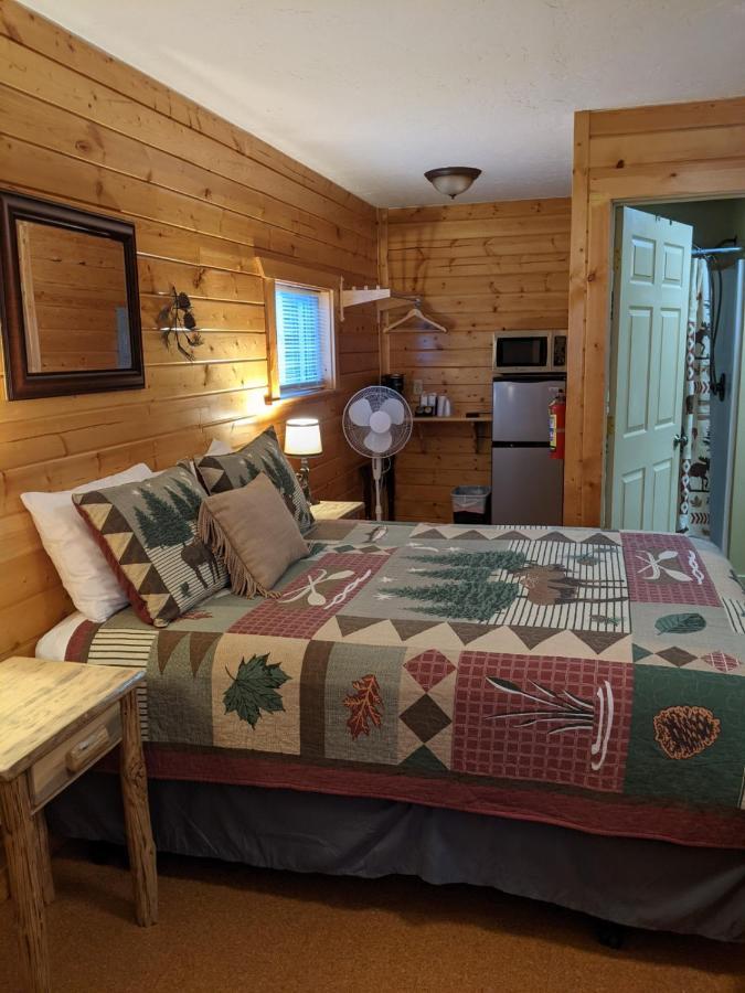 9 Bar W Cabins Вест-Йеллоустоун Екстер'єр фото